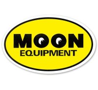 MOON Equipment Oval ステッカー