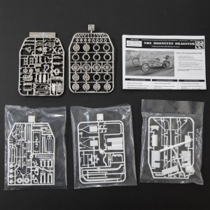 画像6: 1/25 MOONEYES Dragster プラスチック モデル キット