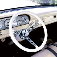 MOONEYES ORIGINAL Classic Style Vinyl Grip Steering Wheel 34cm(13.5")