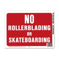 NO ROLLERBLADING or SKATEBOARDING (スケボー禁止)