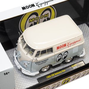 画像2: M2 Machines x MOONEYES 1/24 Die Cast Model '60 VW Delivery Van