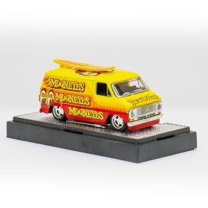 画像4: M2 Machines 1/64 Die Cast Model "MQQNEYES Vanning a Go, Go!”