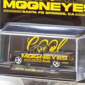 画像3: M2 Machines 1/64 Die Cast Model 1988 GMC Sierra 1500 Custom