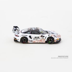 画像3: 1/64 TARMAC x MOONEYES Porsche 911 GT3 R Suzuka 1,000km
