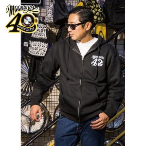 画像2: 【通販限定/11月上旬お届け予定】MOONEYES 40th Anniv. Square Logo ジップ フーディー