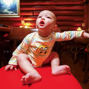 画像1: MOON Baby ロングスリーブ レインボー ボディスーツ