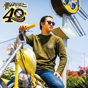 画像9: 【通販限定/9月末お届け予定】MOONEYES 40th Anniv. Disc ロングスリーブ Tシャツ