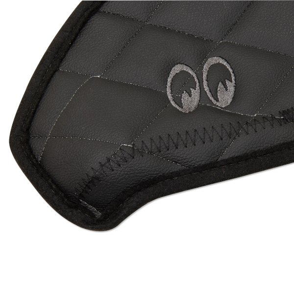 画像4: TOYOTA CROWN 40型/50型/130型 MOONEYES オリジナル ダイヤモンド ステッチ ダッシュマット (4)