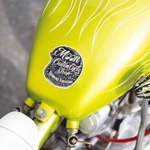 画像: MOON Custom Cycle Shop ヘルメット ステッカー