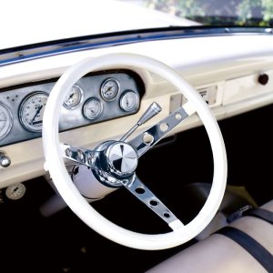 画像: MOONEYES ORIGINAL Classic Style Vinyl Grip Steering Wheel 34cm(13.5")