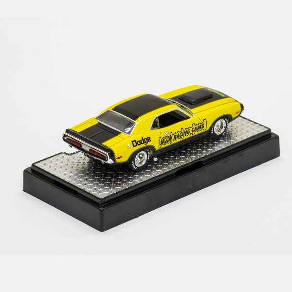 画像4: 1/64 M2 Machines x MOONEYES 1970 Dodge Challenger T/A (4)