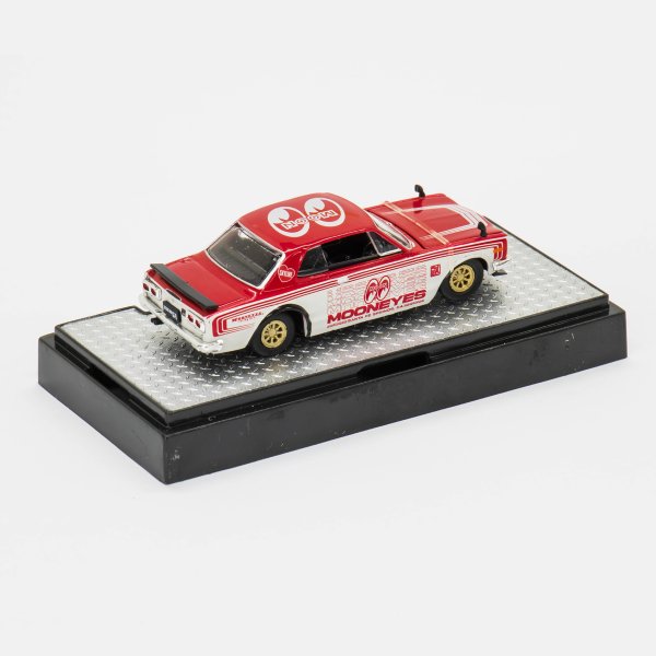 画像3: 1/64 M2 Machines x MOONEYES 1971 NISSAN Skyline GT-R Custom (3)