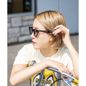 画像: MOONEYES サングラス with ケース