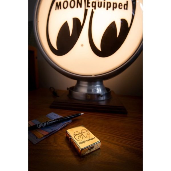 画像1: MOON Equipped Zippo ライター (Brass) (1)