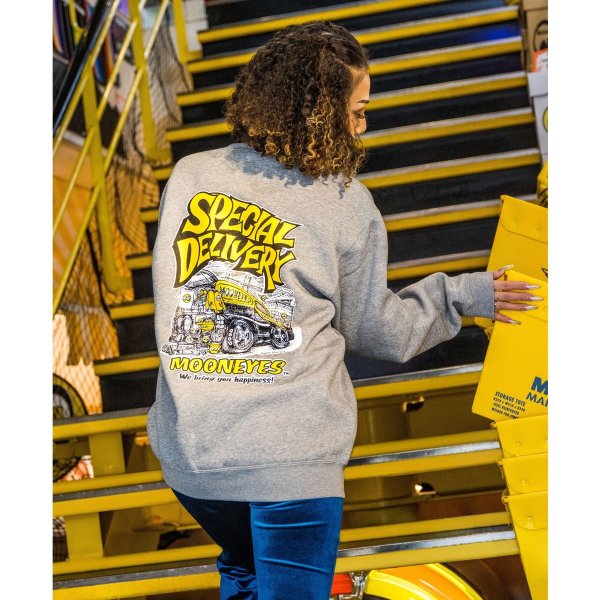 画像10: 【通販限定/受注生産/2月末〜3月上旬お届け予定】MOONEYES Special Delivery スウェットシャツ (10)