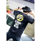 画像: As MOON Goes We Go Tシャツ